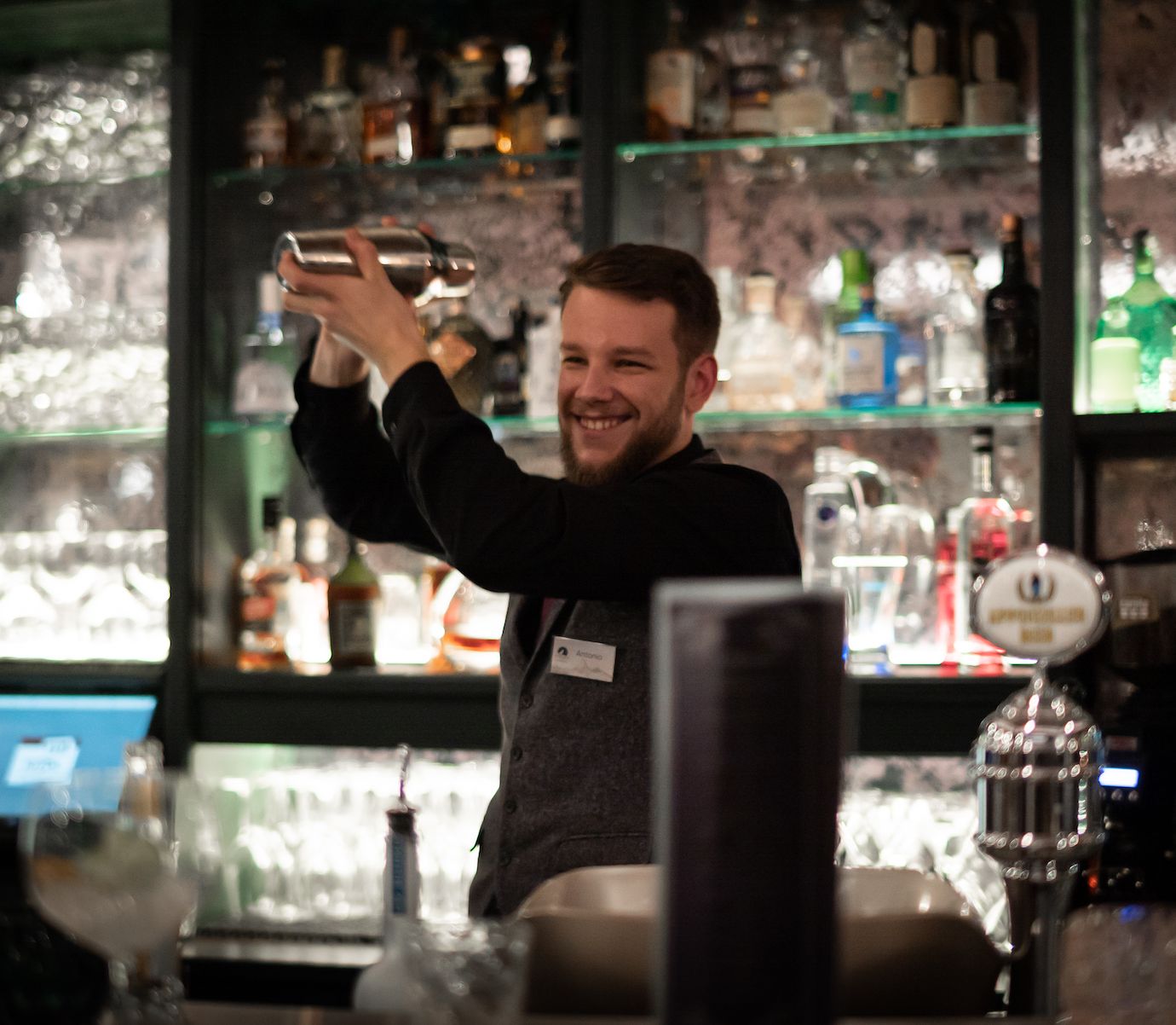 Le Bar